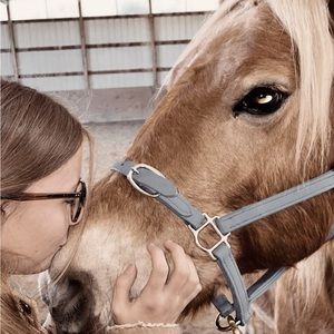 Meet your Posher, Grace